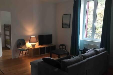 Magnifique Et Lumineux Appartement Au Coeur Du Sancy Saint-Nectaire Exterior foto