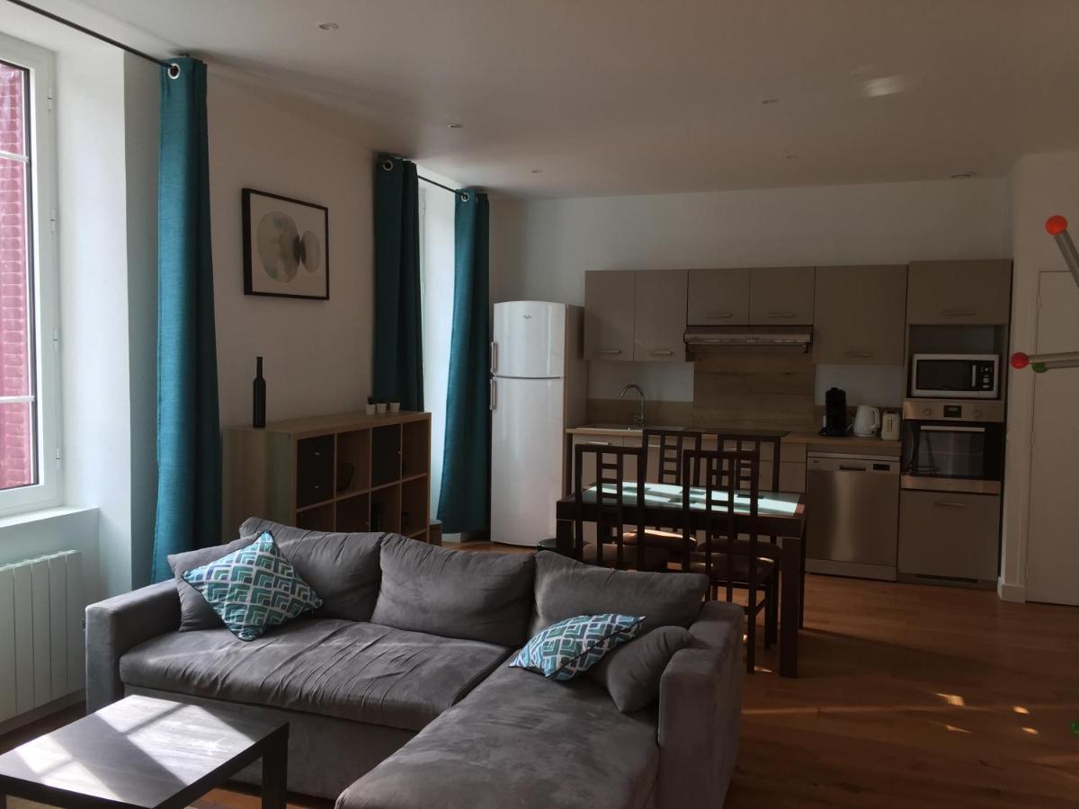 Magnifique Et Lumineux Appartement Au Coeur Du Sancy Saint-Nectaire Exterior foto