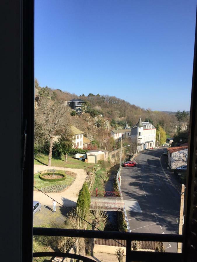 Magnifique Et Lumineux Appartement Au Coeur Du Sancy Saint-Nectaire Exterior foto